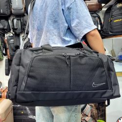 1-ساک کوله‌ای ورزشی نایک (NIKE)
